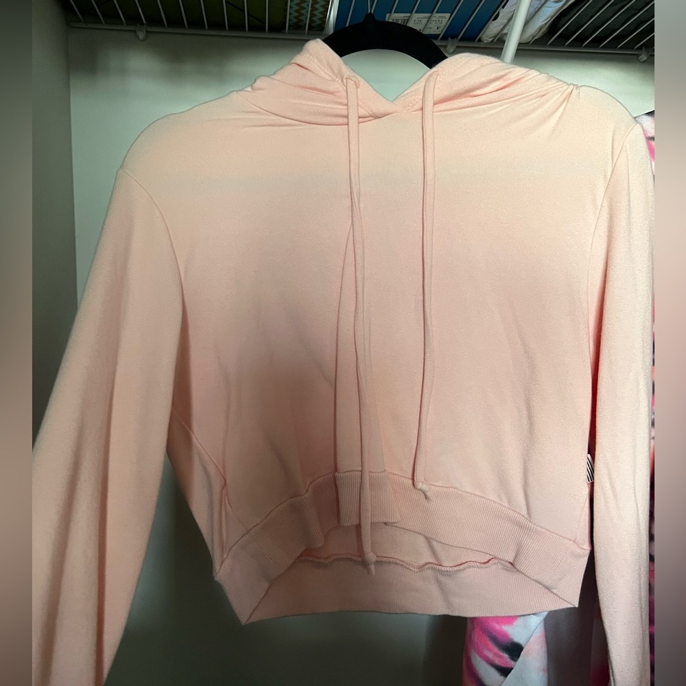 Good American cropped hoodie